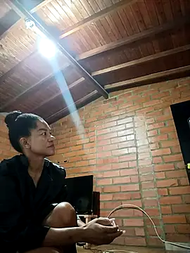 Snapshot of Bigassmommy_x chatting on 29, 11, 2025 Bigassmommy x online show from 29, 11, 2025