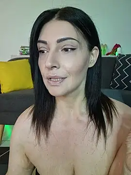AryaSummersReal online show from 25, 6, 2026
