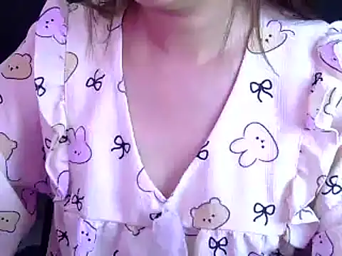 Bee 2k online show from 21, 12, 2025