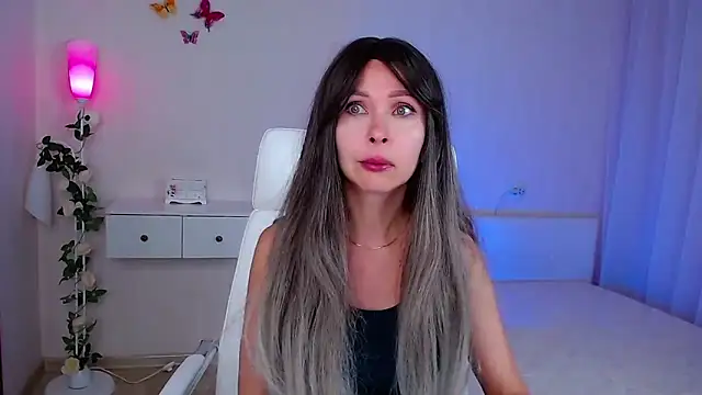 Snapshot of wendifoste chatting on 25, 9, 2025 wendifoste online show from 25, 9, 2025