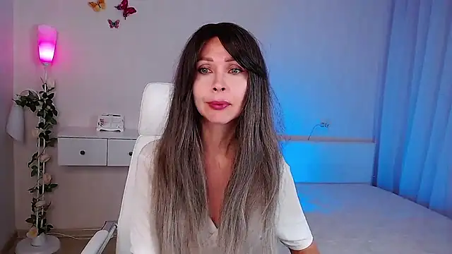 Snapshot of wendifoste chatting on 9, 10, 2025 wendifoste online show from 9, 10, 2025