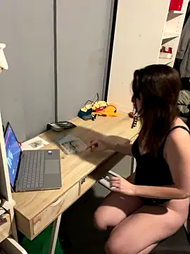 Snapshot of XXlolaXX chatting on 23, 10, 2025 XXlolaXX online show from 23, 10, 2025