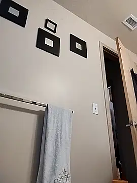 eatmeplease44 online show from 16, 2, 2026