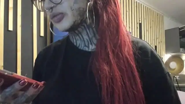 tamarapervert online show from 14, 12, 2025