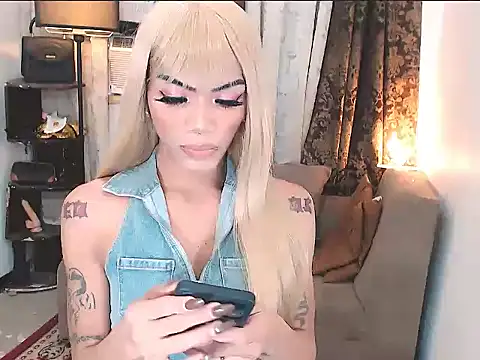 Snapshot of ELLIZABETHFORCUMXX chatting on 5, 2, 2026 ELLIZABETHFORCUMXX online show from 5, 2, 2026