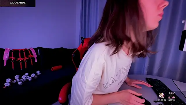 DivineBite online show from 28, 2, 2025