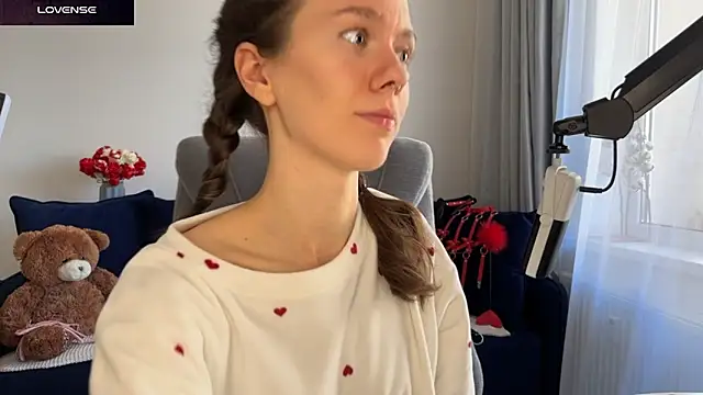 DivineBite online show from 19, 9, 2025