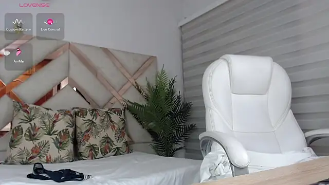 Snapshot of kimara_lion chatting on 11, 2, 2025 kimara lion online show from 11, 2, 2025