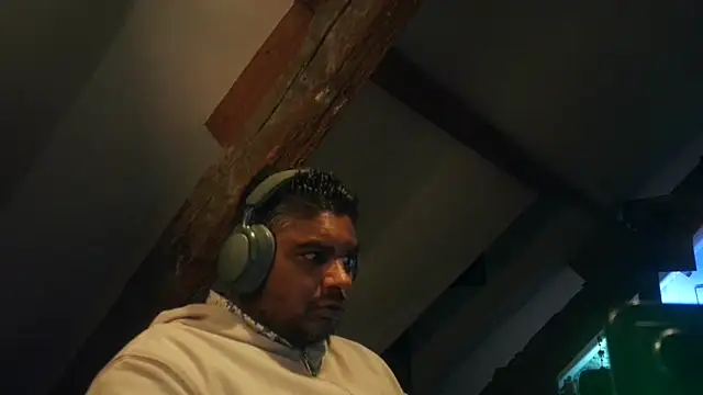 Bandusrilankasexymen online show from 10, 10, 2025