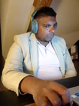 Bandusrilankasexymen online show from 6, 4, 2026