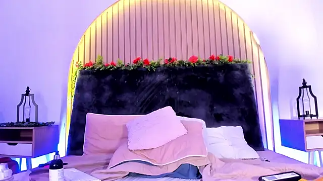 Karlagonzales  online show from 28, 1, 2025