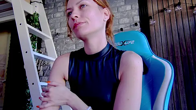 Snapshot of karo123421 chatting on 5, 3, 2025 karo123421 online show from 5, 3, 2025