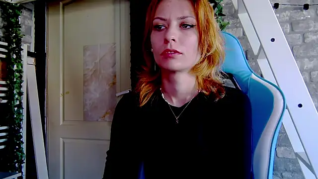 Snapshot of karo123421 chatting on 8, 3, 2025 karo123421 online show from 8, 3, 2025