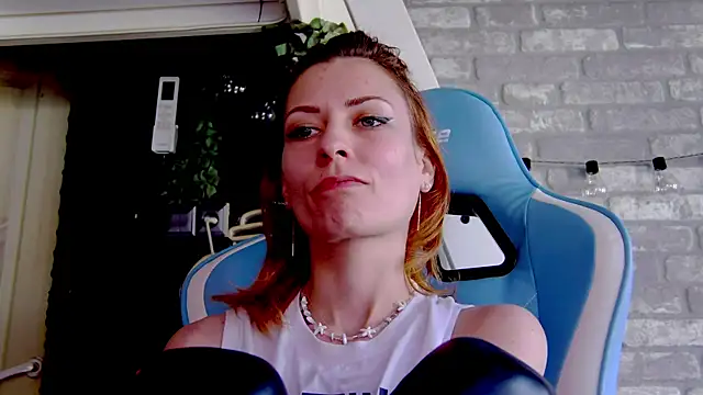 Snapshot of karo123421 chatting on 9, 3, 2025 karo123421 online show from 9, 3, 2025
