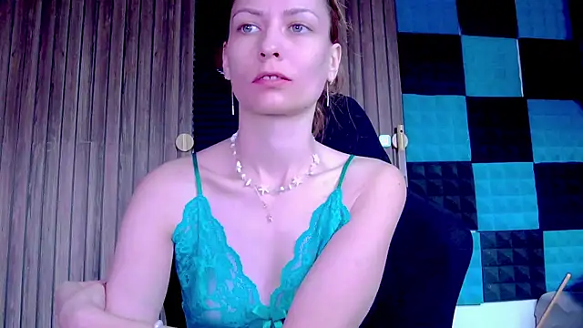 Snapshot of karo123421 chatting on 14, 3, 2025 karo123421 online show from 14, 3, 2025