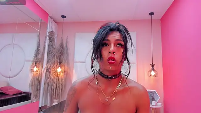 Snapshot of SilvanaCapelli chatting on 17, 2, 2025 SilvanaCapelli online show from 17, 2, 2025