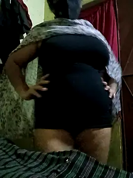 Snapshot of ambika29 chatting on 28, 9, 2025 ambika29 online show from 28, 9, 2025