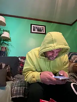 Snapshot of charactrzero chatting on 22, 12, 2024 charactrzero online show from 22, 12, 2024