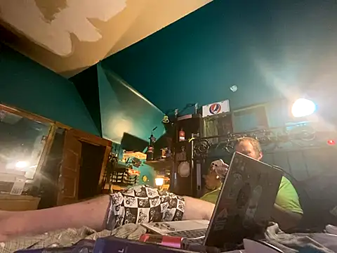 Snapshot of charactrzero chatting on 1, 10, 2025 charactrzero online show from 1, 10, 2025