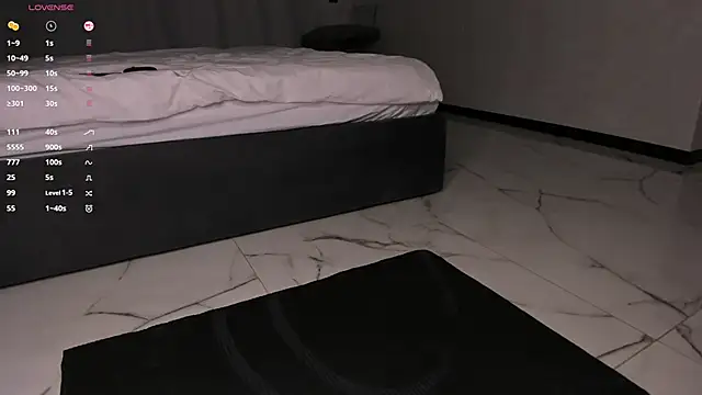 Snapshot of Devil_Minds chatting on 18, 9, 2025 Devil Minds online show from 18, 9, 2025