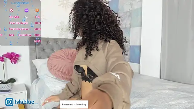 Snapshot of Kianna__ chatting on 16, 4, 2026 Kianna online show from 16, 4, 2026