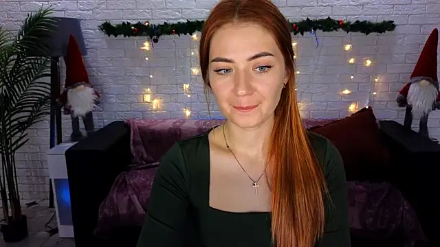 Snapshot of Adelyna_Bird chatting on 8, 12, 2024 Adelyna Bird online show from 8, 12, 2024