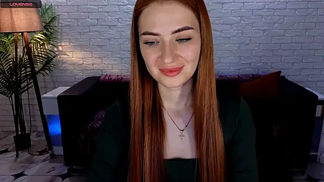 Snapshot of Adelyna_Bird chatting on 6, 2, 2025 Adelyna Bird online show from 6, 2, 2025