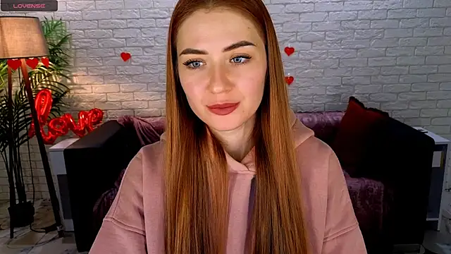 Snapshot of Adelyna_Bird chatting on 13, 2, 2025 Adelyna Bird online show from 13, 2, 2025