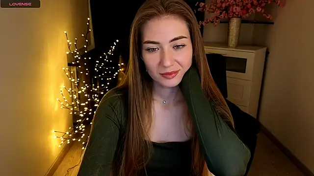 Adelyna Bird online show from 14, 5, 2026