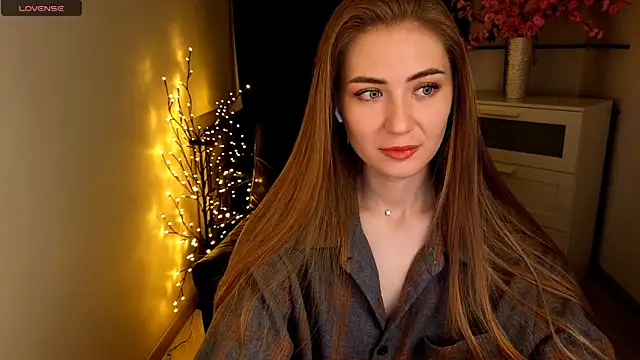 Adelyna Bird online show from 4, 6, 2026