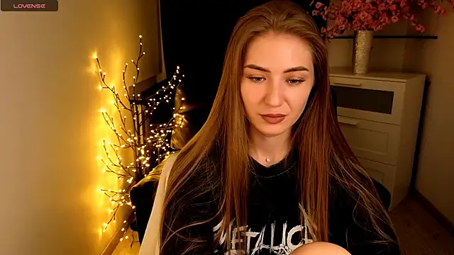 Adelyna Bird online show from 7, 6, 2026
