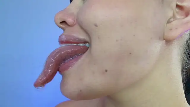 lisbet21x online show from 25, 1, 2025