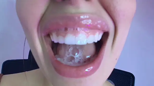 lisbet21x online show from 11, 11, 2025