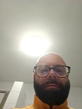 Snapshot of Dolceporco19 chatting on 8, 10, 2025 Dolceporco19 online show from 8, 10, 2025