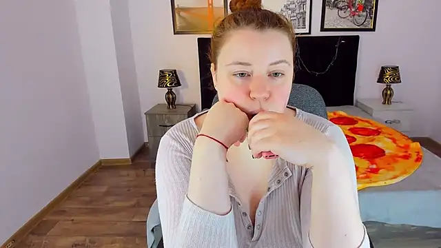 PolinaSalvatore online show from 10, 1, 2025