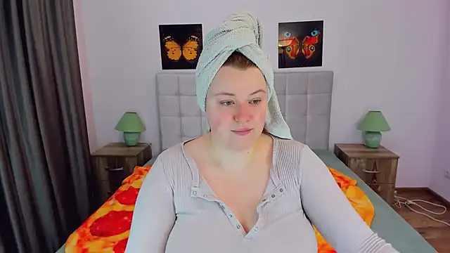 PolinaSalvatore online show from 17, 1, 2025