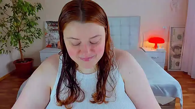 Snapshot of PolinaSalvatore chatting on 13, 5, 2026 PolinaSalvatore online show from 13, 5, 2026