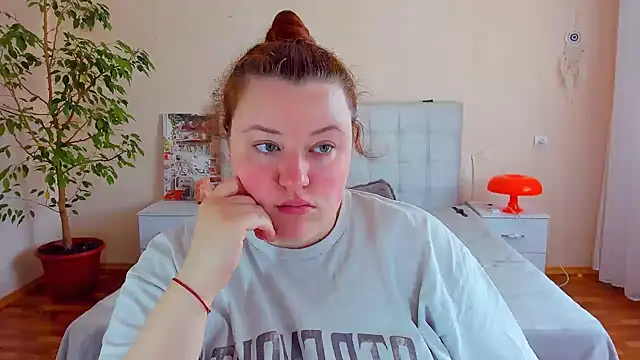 Snapshot of PolinaSalvatore chatting on 25, 5, 2026 PolinaSalvatore online show from 25, 5, 2026