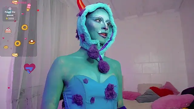 Summer XO online show from 1, 11, 2025