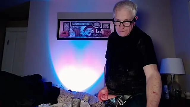 Snarfle82 online show from 3, 12, 2025