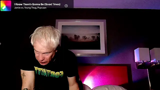 Snarfle82 online show from 22, 12, 2025