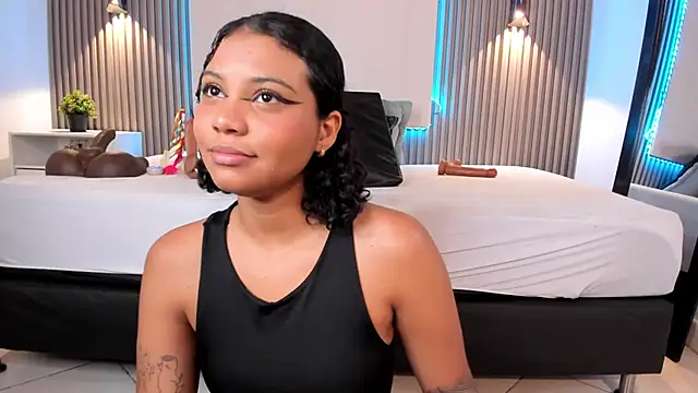 Zafiiraa online show from 8, 2, 2025