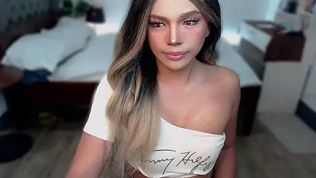 liaa lurrecams online show from 11, 11, 2025