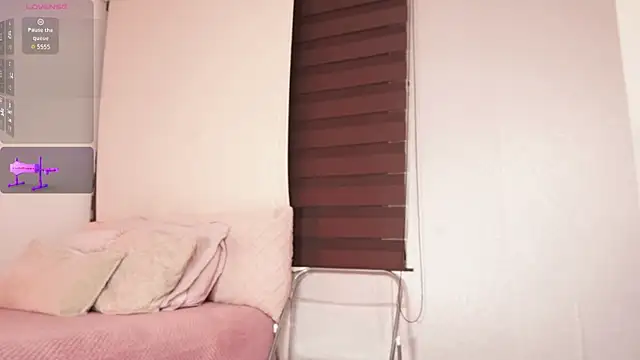 Alexxandra 12 online show from 10, 1, 2026