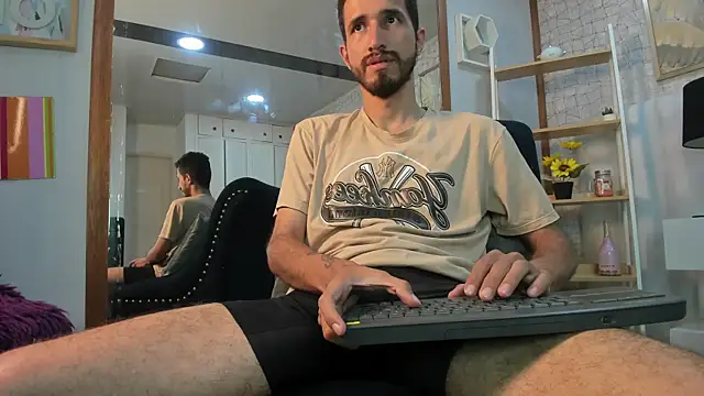 Snapshot of sam_bisex chatting on 2, 8, 2026 sam bisex online show from 2, 8, 2026