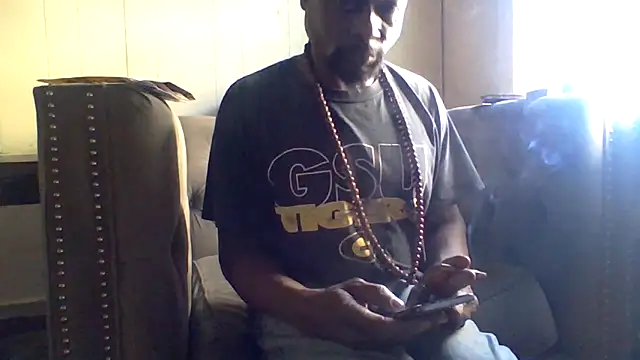 Daddy hook online show from 13, 5, 2026