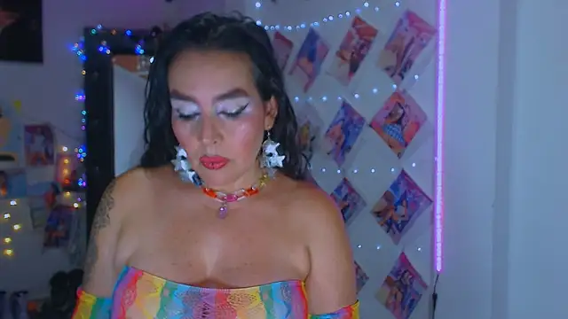 Snapshot of sweet_vanessa_22 chatting on 26, 10, 2025 sweet vanessa 22 online show from 26, 10, 2025