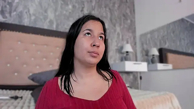 Lia sarahi online show from 3, 10, 2025