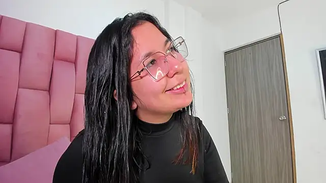 Lia sarahi online show from 19, 1, 2026