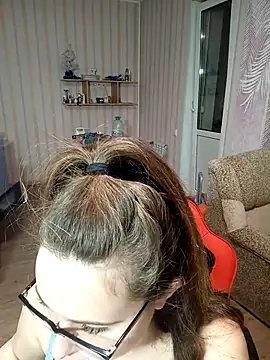 DienkaGreen online show from 25, 2, 2025